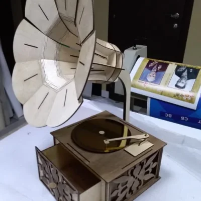 Vintage Gramophone Player CNC DXF SVG Free Download CNC laser cut design